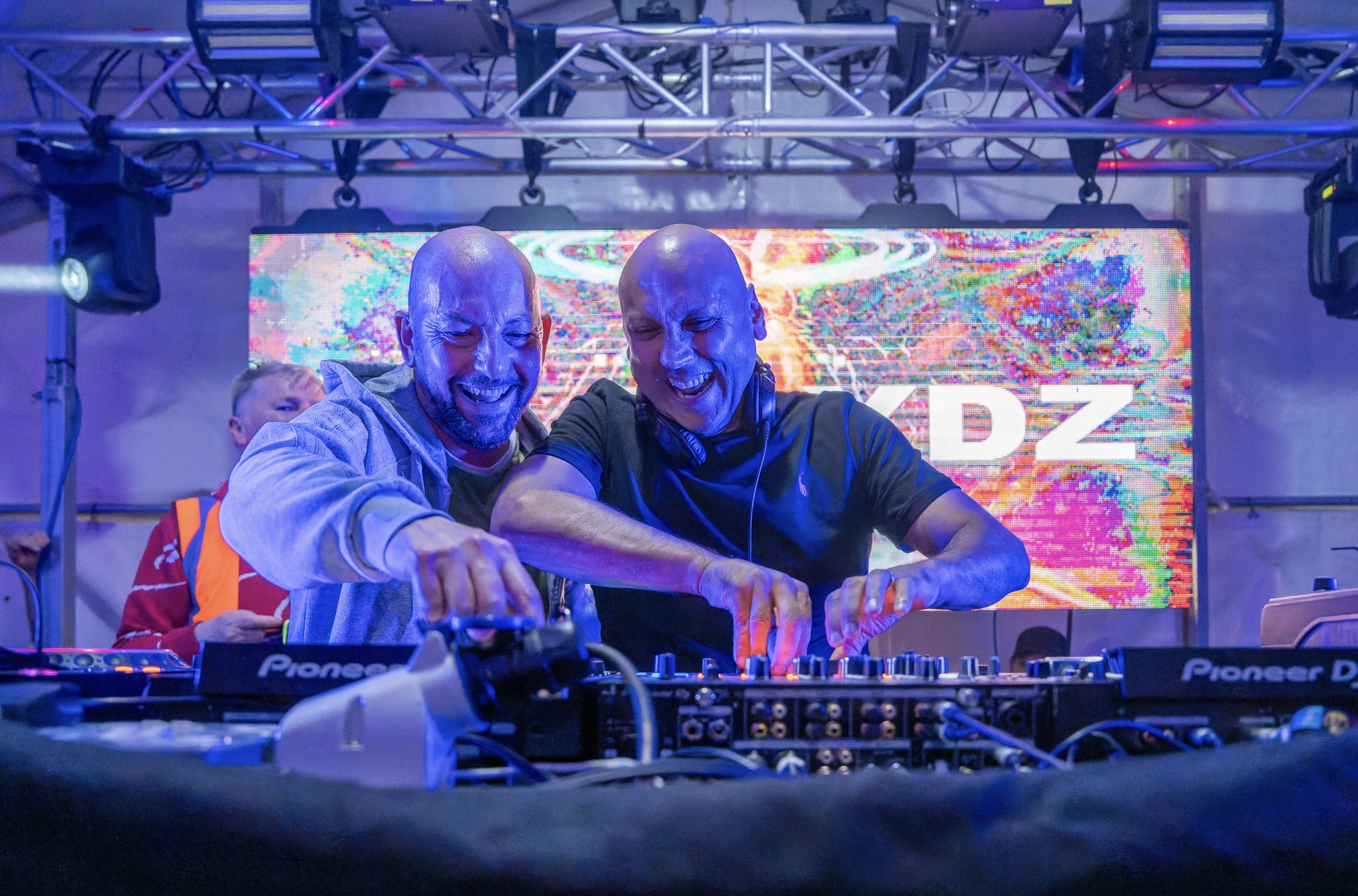 High on hope: rob tissera & dj faydz